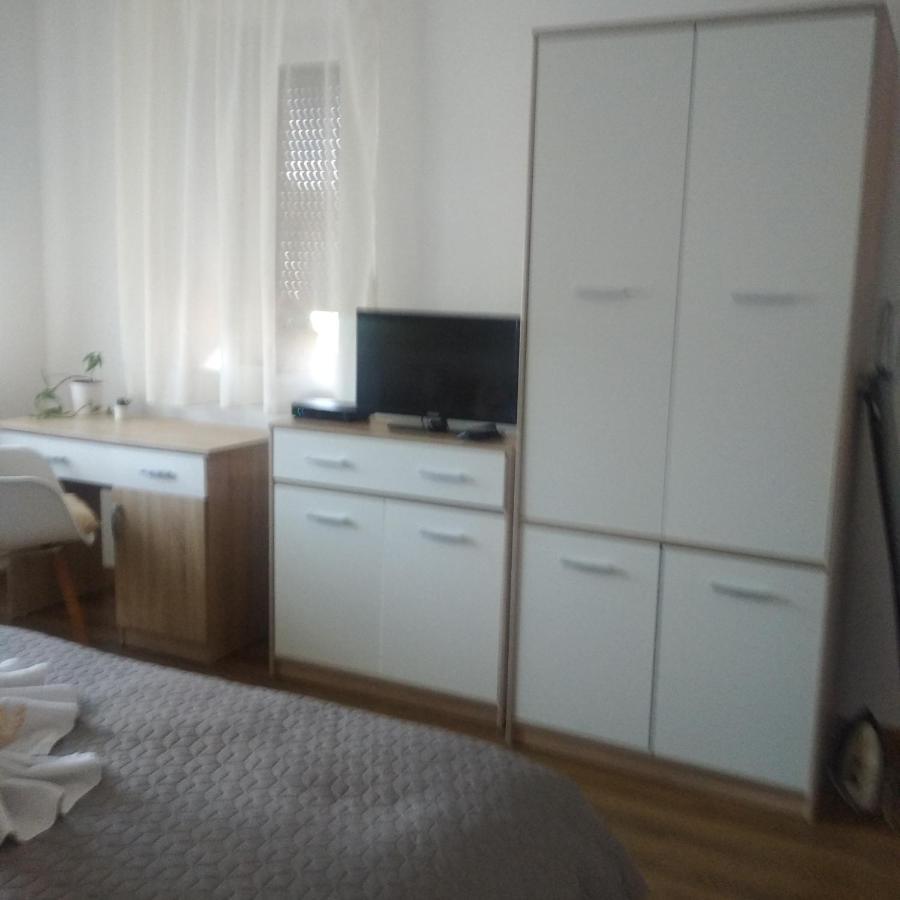 Kaptarko Apartmanhaz Demjén Екстериор снимка