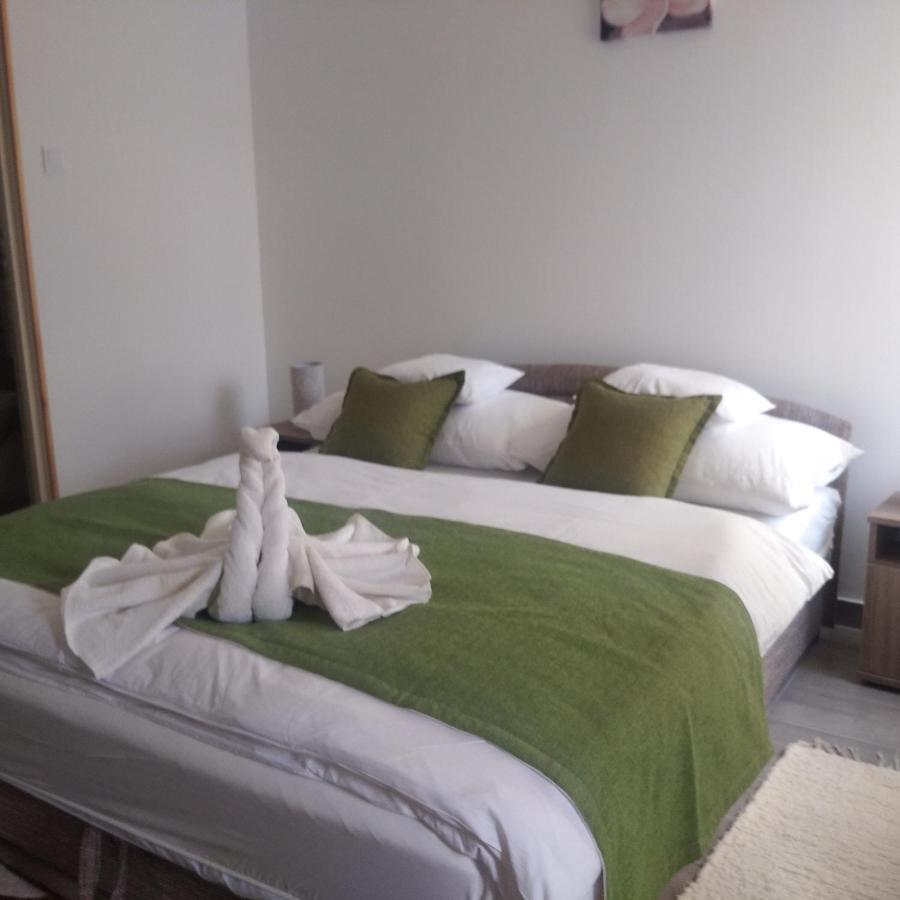 Kaptarko Apartmanhaz Demjén Екстериор снимка