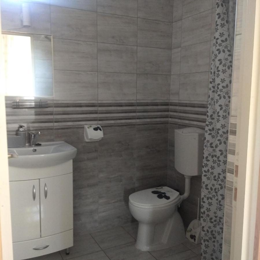 Kaptarko Apartmanhaz Demjén Екстериор снимка