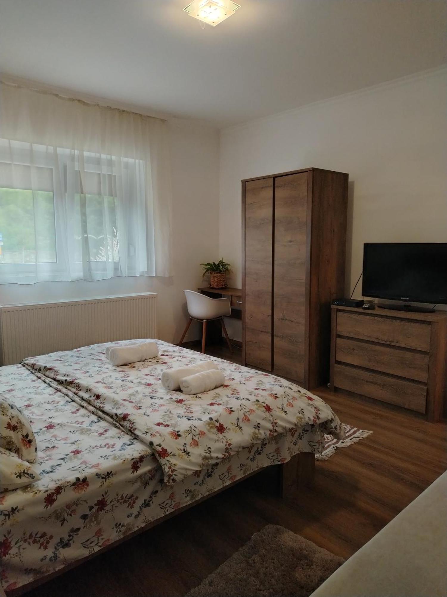 Kaptarko Apartmanhaz Demjén Екстериор снимка